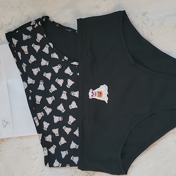 NWT 2 Pairs Of Pink Halloween Panties XXL - Picture 1 of 6